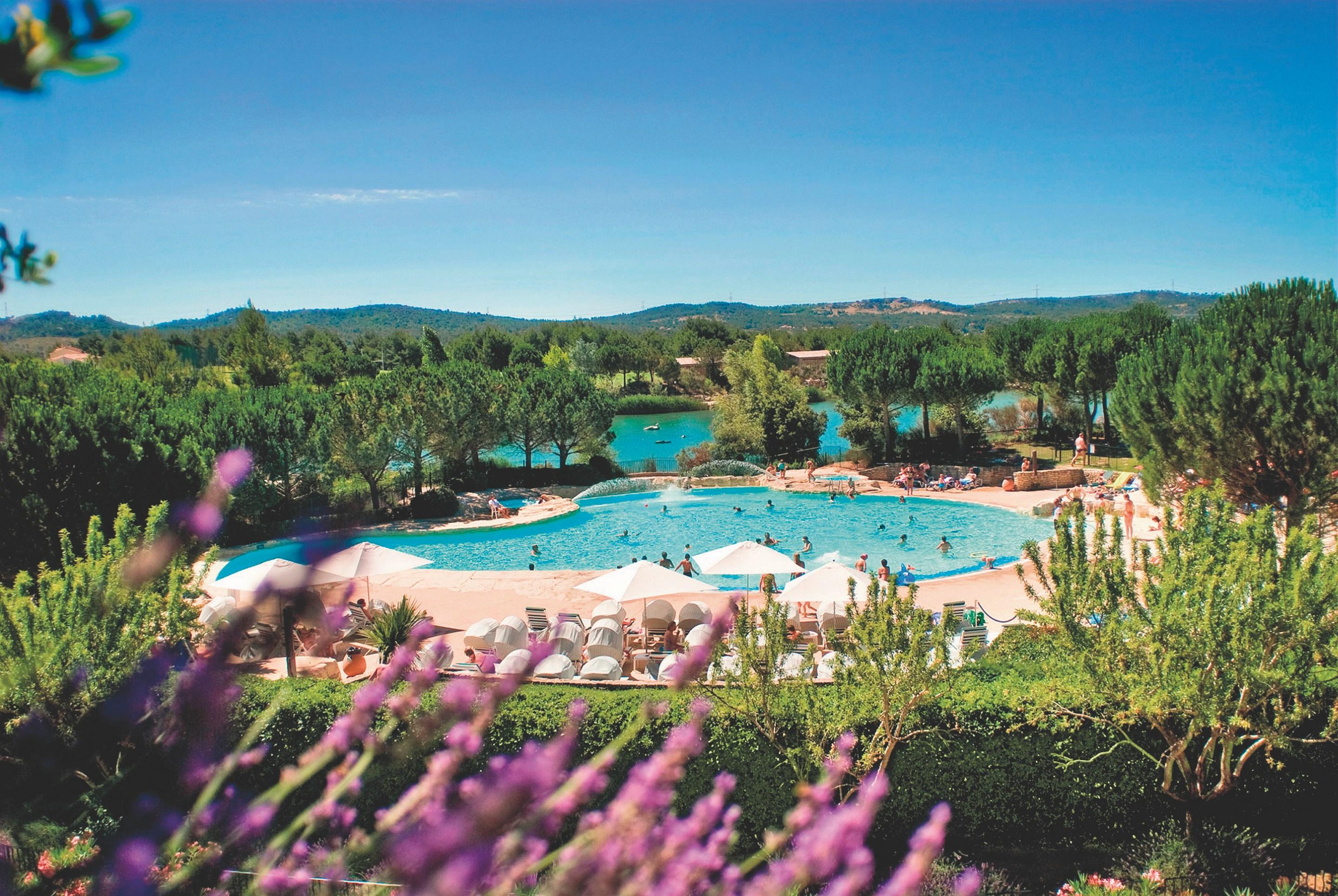 Village Pierre & Vacances Pont Royal En Provence มัลล์มอร์ ภายนอก รูปภาพ