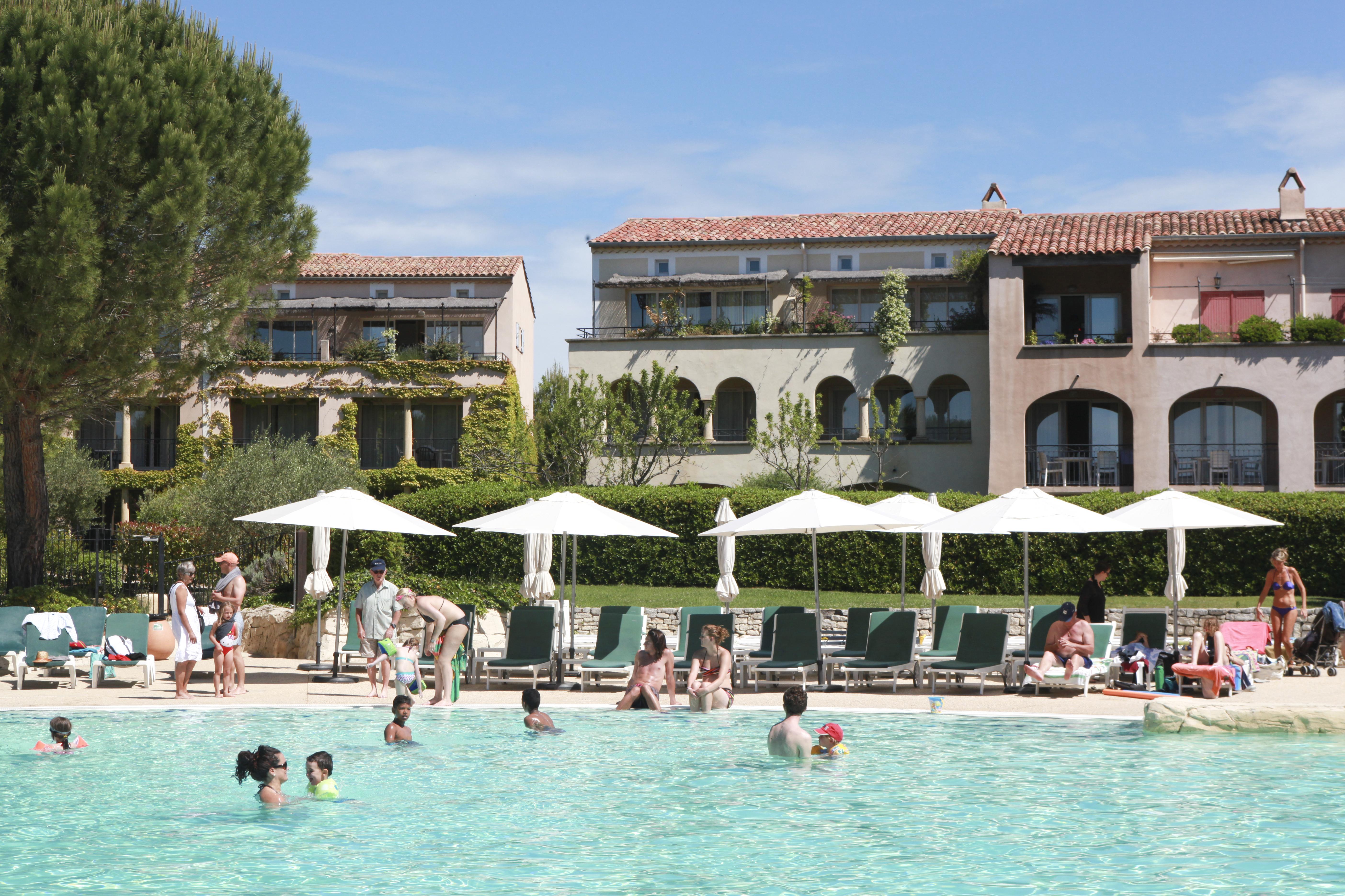 Village Pierre & Vacances Pont Royal En Provence มัลล์มอร์ ภายนอก รูปภาพ