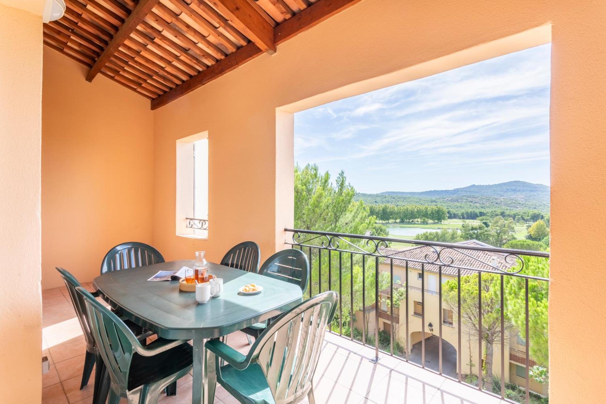 Village Pierre & Vacances Pont Royal En Provence มัลล์มอร์ ภายนอก รูปภาพ