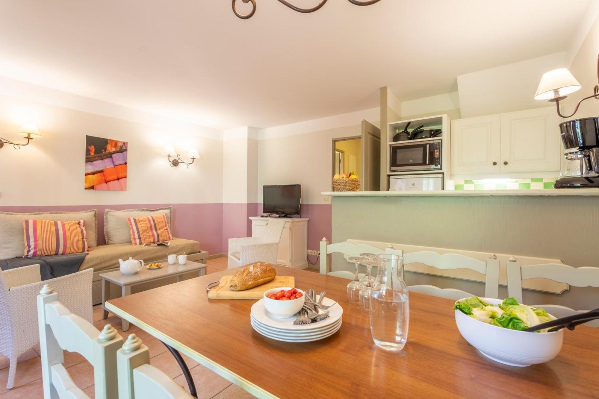 Village Pierre & Vacances Pont Royal En Provence มัลล์มอร์ ภายนอก รูปภาพ