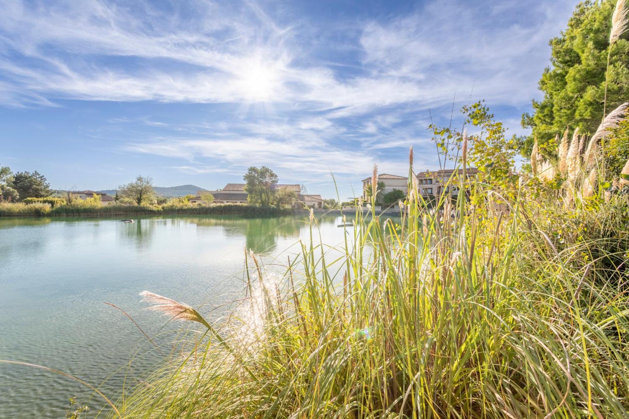 Village Pierre & Vacances Pont Royal En Provence มัลล์มอร์ ภายนอก รูปภาพ